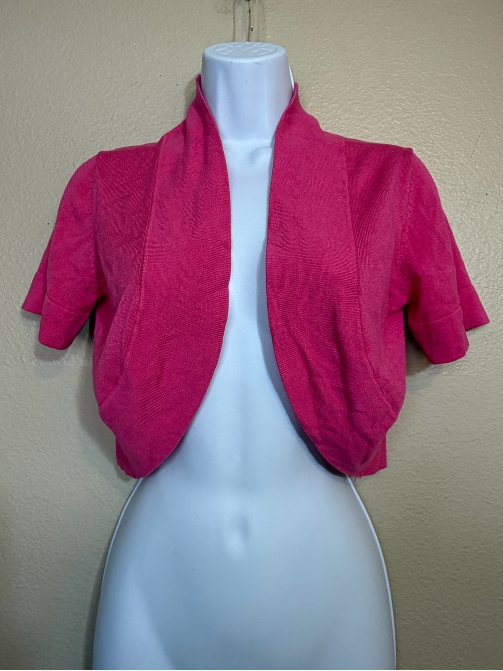 London Times Pink Cropped Bolero Shrug Knit Cardigan Sweater Short Sleeve Medium